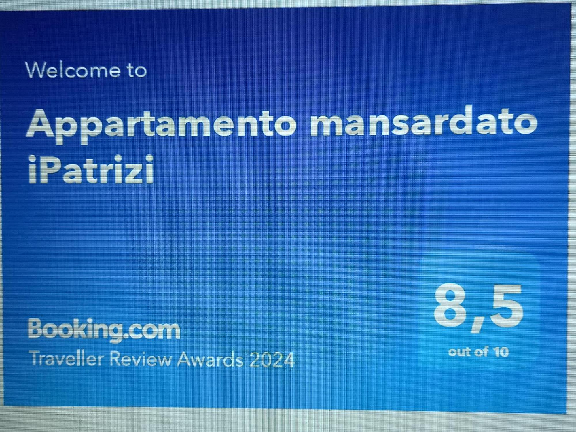 מונקאליירי Appartamento Mansardato Ipatrizi מראה חיצוני תמונה
